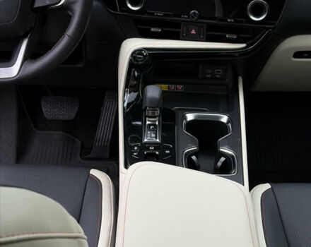 Сірий Лексус НХ, об'ємом двигуна 2.49 л та пробігом 13 тис. км за 54000 $, фото 11 на Automoto.ua