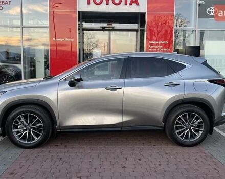 Серый Лексус НХ, объемом двигателя 2.49 л и пробегом 13 тыс. км за 48976 $, фото 2 на Automoto.ua