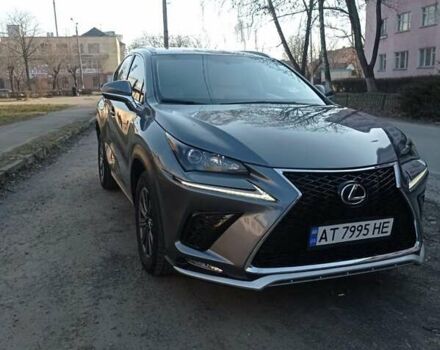 Сірий Лексус НХ, об'ємом двигуна 2 л та пробігом 192 тис. км за 21700 $, фото 1 на Automoto.ua