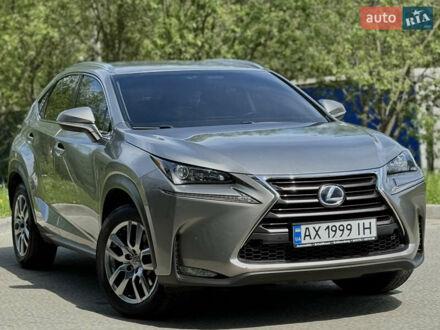 Серый Лексус НХ, объемом двигателя 2.49 л и пробегом 206 тыс. км за 21000 $, фото 1 на Automoto.ua