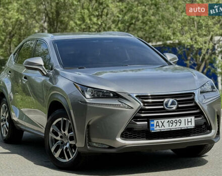 Серый Лексус НХ, объемом двигателя 2.49 л и пробегом 206 тыс. км за 21000 $, фото 1 на Automoto.ua