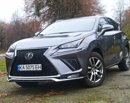 Сірий Лексус НХ, об'ємом двигуна 2 л та пробігом 160 тис. км за 23000 $, фото 1 на Automoto.ua