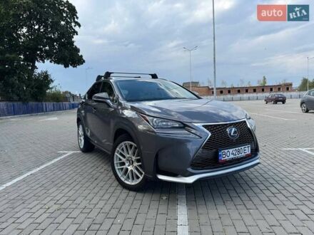 Лексус НХ 2015 в Тернополе на Automoto.ua Серый Лексус НХ, объемом двигателя 2.49 л и пробегом 129 тыс. км за 21900 $, фото 1 на Automoto.ua