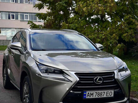 Лексус НХ 2015 в Житомире на Automoto.ua Серый Лексус НХ, объемом двигателя 2 л и пробегом 117 тыс. км за 22900 $, фото 1 на Automoto.ua