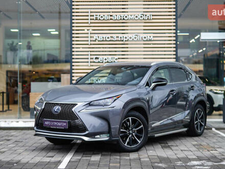 Лексус НХ 2016 в Львове на Automoto.ua Серый Лексус НХ, объемом двигателя 2.5 л и пробегом 104 тыс. км за 32185 $, фото 1 на Automoto.ua