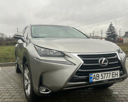 Сірий Лексус НХ, об'ємом двигуна 2 л та пробігом 97 тис. км за 26500 $, фото 1 на Automoto.ua