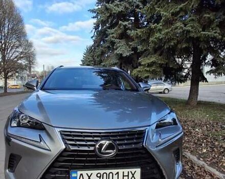 Сірий Лексус НХ, об'ємом двигуна 2 л та пробігом 140 тис. км за 23500 $, фото 1 на Automoto.ua