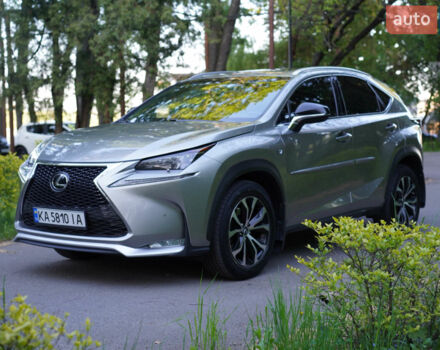 Серый Лексус НХ, объемом двигателя 2 л и пробегом 119 тыс. км за 26500 $, фото 1 на Automoto.ua