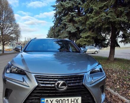 Серый Лексус НХ, объемом двигателя 2 л и пробегом 140 тыс. км за 23500 $, фото 1 на Automoto.ua