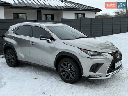 Сірий Лексус НХ, об'ємом двигуна 2 л та пробігом 68 тис. км за 23300 $, фото 1 на Automoto.ua