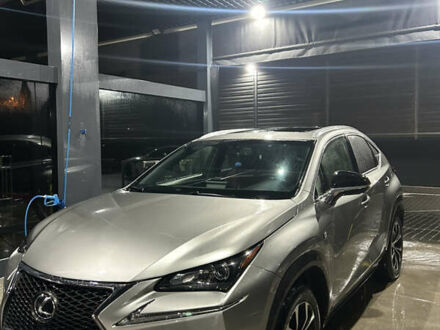 Сірий Лексус НХ, об'ємом двигуна 2 л та пробігом 153 тис. км за 20000 $, фото 1 на Automoto.ua