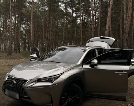 Серый Лексус НХ, объемом двигателя 2 л и пробегом 108 тыс. км за 25000 $, фото 1 на Automoto.ua