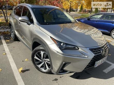 Серый Лексус НХ, объемом двигателя 2 л и пробегом 110 тыс. км за 29000 $, фото 1 на Automoto.ua