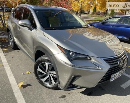 Серый Лексус НХ, объемом двигателя 2 л и пробегом 110 тыс. км за 29000 $, фото 1 на Automoto.ua