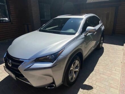 Сірий Лексус НХ, об'ємом двигуна 2 л та пробігом 95 тис. км за 23500 $, фото 1 на Automoto.ua