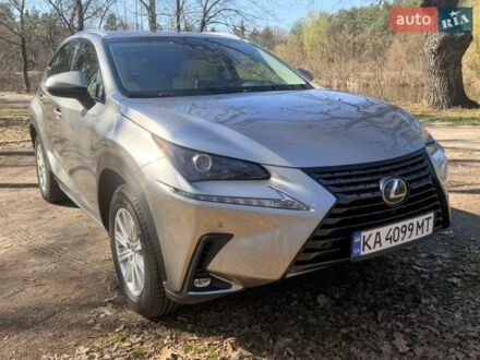 Серый Лексус НХ, объемом двигателя 2 л и пробегом 76 тыс. км за 33999 $, фото 1 на Automoto.ua