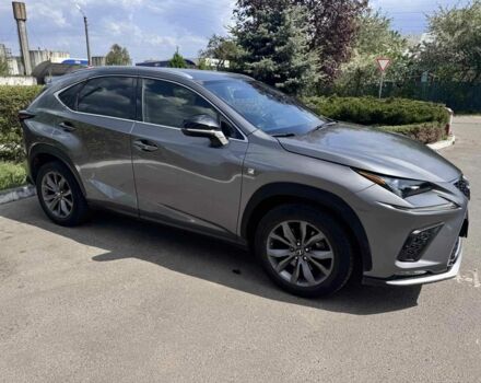Сірий Лексус НХ, об'ємом двигуна 2 л та пробігом 102 тис. км за 23500 $, фото 1 на Automoto.ua