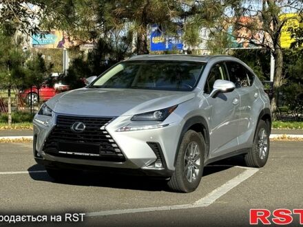 Сірий Лексус НХ, об'ємом двигуна 2 л та пробігом 85 тис. км за 25500 $, фото 1 на Automoto.ua