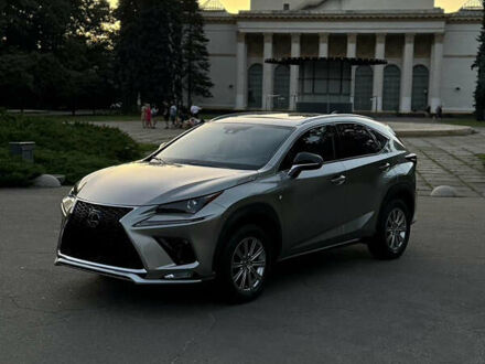 Лексус НХ 2018 в Киеве на Automoto.ua Серый Лексус НХ, объемом двигателя 2 л и пробегом 47 тыс. км за 30000 $, фото 1 на Automoto.ua