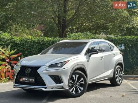Сірий Лексус НХ, об'ємом двигуна 2 л та пробігом 119 тис. км за 24990 $, фото 1 на Automoto.ua