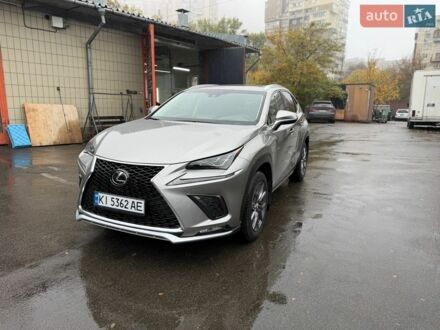 Сірий Лексус НХ, об'ємом двигуна 2 л та пробігом 29 тис. км за 32000 $, фото 1 на Automoto.ua