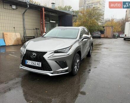 Серый Лексус НХ, объемом двигателя 2 л и пробегом 29 тыс. км за 32000 $, фото 1 на Automoto.ua