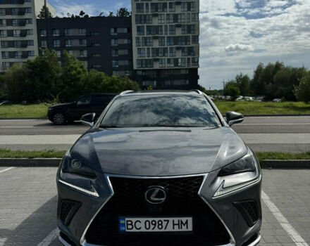 Сірий Лексус НХ, об'ємом двигуна 2 л та пробігом 123 тис. км за 24500 $, фото 1 на Automoto.ua