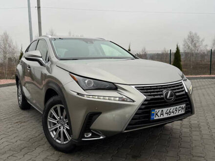 Сірий Лексус НХ, об'ємом двигуна 2 л та пробігом 86 тис. км за 23500 $, фото 1 на Automoto.ua