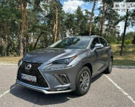 Сірий Лексус НХ, об'ємом двигуна 2 л та пробігом 73 тис. км за 25500 $, фото 1 на Automoto.ua