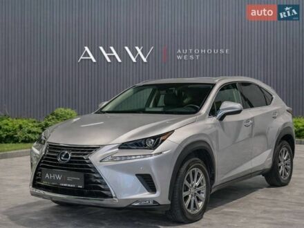 Сірий Лексус НХ, об'ємом двигуна 2.49 л та пробігом 100 тис. км за 29900 $, фото 1 на Automoto.ua