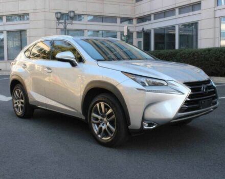 Серый Лексус НХ, объемом двигателя 2.5 л и пробегом 41 тыс. км за 13800 $, фото 1 на Automoto.ua