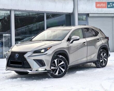 Серый Лексус НХ, объемом двигателя 2.49 л и пробегом 54 тыс. км за 36900 $, фото 1 на Automoto.ua