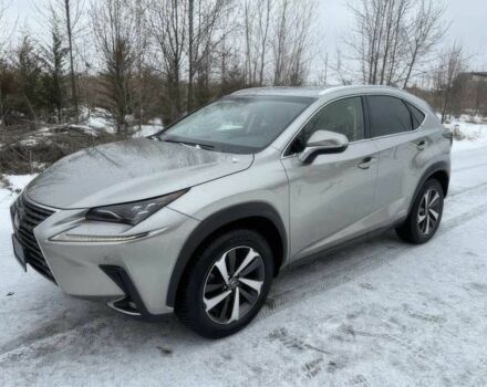 Серый Лексус НХ, объемом двигателя 2.5 л и пробегом 37 тыс. км за 11500 $, фото 1 на Automoto.ua