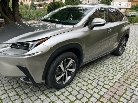 Сірий Лексус НХ, об'ємом двигуна 2.5 л та пробігом 84 тис. км за 34200 $, фото 1 на Automoto.ua