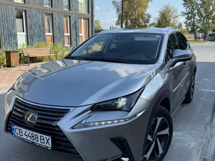 Серый Лексус НХ, объемом двигателя 2 л и пробегом 28 тыс. км за 29000 $, фото 1 на Automoto.ua