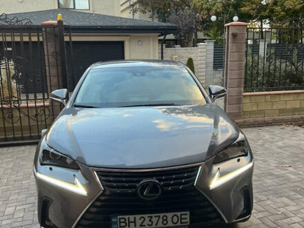 Лексус НХ 2019 в Одессе на Automoto.ua Серый Лексус НХ, объемом двигателя 2 л и пробегом 62 тыс. км за 28500 $, фото 1 на Automoto.ua