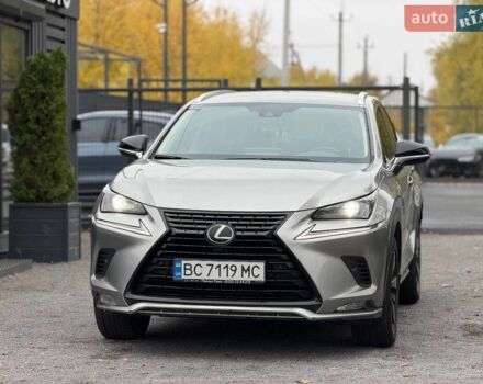 Сірий Лексус НХ, об'ємом двигуна 1.99 л та пробігом 234 тис. км за 23500 $, фото 1 на Automoto.ua