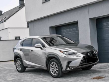 Сірий Лексус НХ, об'ємом двигуна 2 л та пробігом 45 тис. км за 16700 $, фото 1 на Automoto.ua