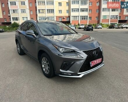 Серый Лексус НХ, объемом двигателя 2 л и пробегом 70 тыс. км за 28150 $, фото 1 на Automoto.ua