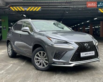 Серый Лексус НХ, объемом двигателя 2 л и пробегом 31 тыс. км за 28990 $, фото 1 на Automoto.ua