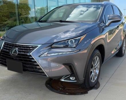 Сірий Лексус НХ, об'ємом двигуна 2 л та пробігом 23 тис. км за 13339 $, фото 1 на Automoto.ua