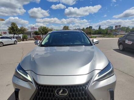 Лексус НХ 2022 в Кривом Роге на Automoto.ua Серый Лексус НХ, объемом двигателя 2.49 л и пробегом 30 тыс. км за 48888 $, фото 1 на Automoto.ua