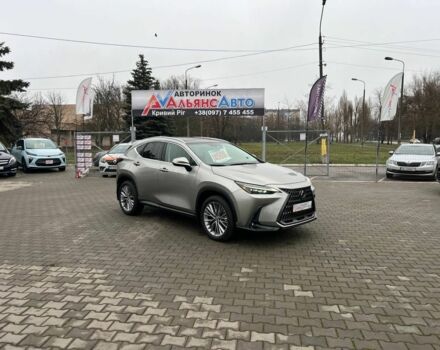 Серый Лексус НХ, объемом двигателя 2.5 л и пробегом 30 тыс. км за 43600 $, фото 1 на Automoto.ua