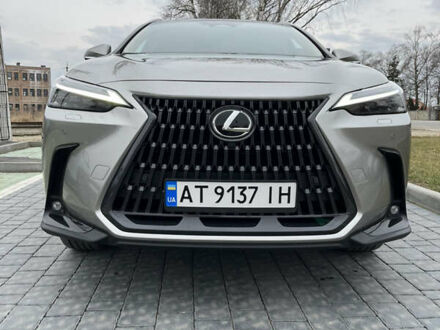 Лексус НХ 2024 в Ивано-Франковске на Automoto.ua Серый Лексус НХ, объемом двигателя 2.49 л и пробегом 10 тыс. км за 67500 $, фото 1 на Automoto.ua