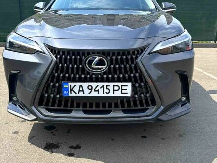 Сірий Лексус НХ, об'ємом двигуна 2.5 л та пробігом 6 тис. км за 53000 $, фото 1 на Automoto.ua