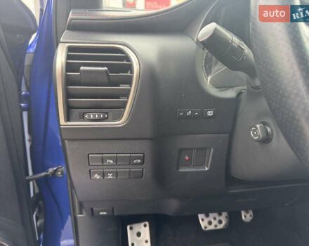 Синий Лексус НХ, объемом двигателя 2 л и пробегом 190 тыс. км за 19900 $, фото 8 на Automoto.ua