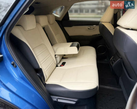 Синій Лексус НХ, об'ємом двигуна 2 л та пробігом 73 тис. км за 31500 $, фото 15 на Automoto.ua