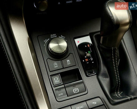 Синій Лексус НХ, об'ємом двигуна 2 л та пробігом 73 тис. км за 31500 $, фото 27 на Automoto.ua