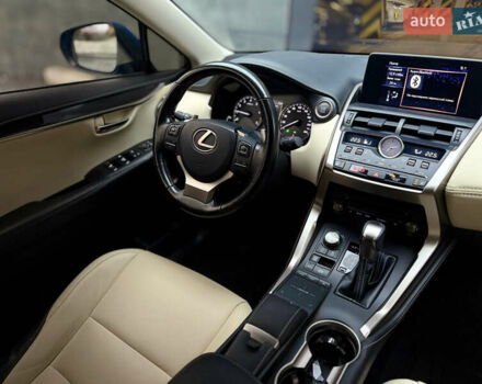 Синій Лексус НХ, об'ємом двигуна 2 л та пробігом 73 тис. км за 31500 $, фото 18 на Automoto.ua