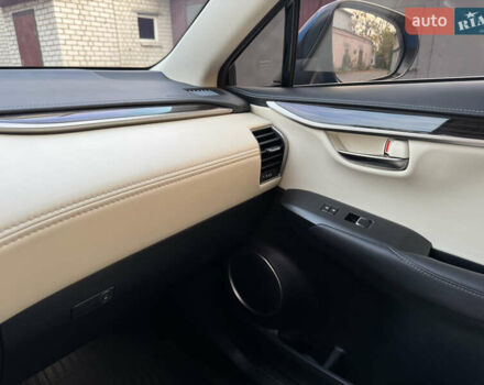 Синій Лексус НХ, об'ємом двигуна 2 л та пробігом 73 тис. км за 33500 $, фото 33 на Automoto.ua